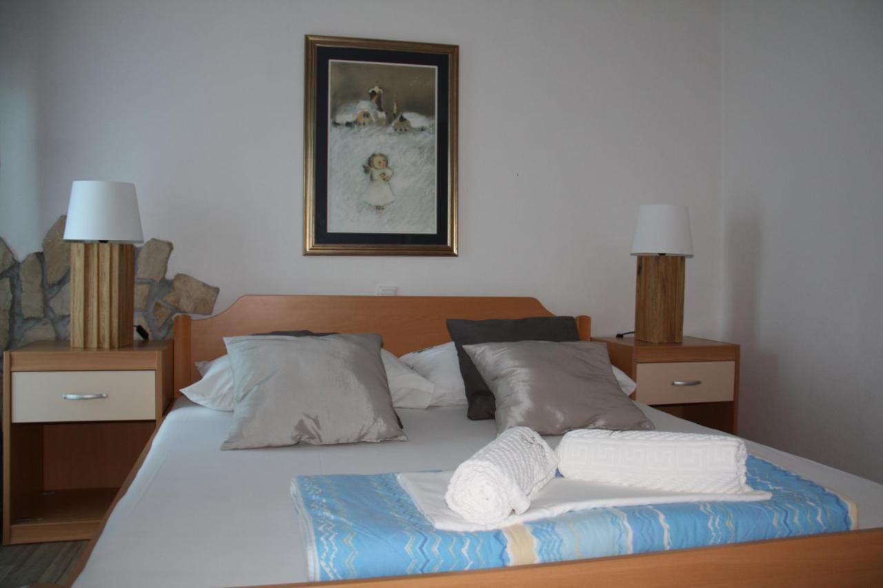 Appartement Vila Filipasic à Vir Extérieur photo
